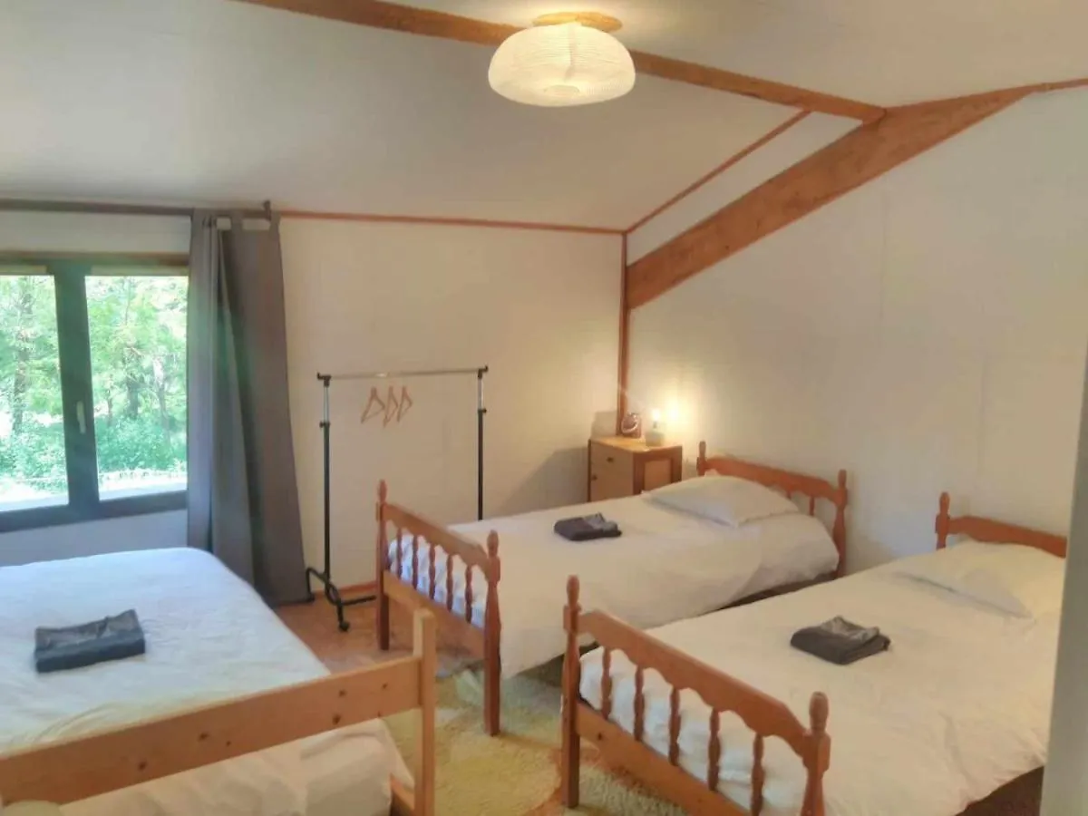 Campsite La Demeure Des Fleurs Hotel Caillavet